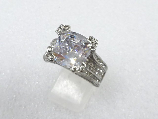 Japanese Kimono / Antique Accessories Metal